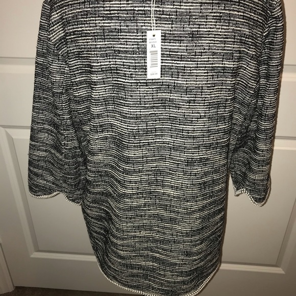 NWT MAX STUDIO XL light cardigan textured top - Picture 3 of 7
